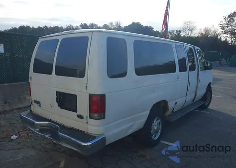2008 Ford E-350 Super Duty z USA, uszkodzony, nr VIN 1FBSS31L08DB35985
